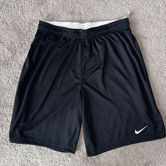 Nike Stock Club Speed Lacrosse Men’s Shorts! - Picture 6 of 6